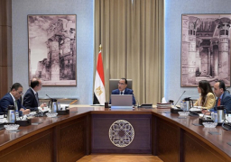 رئيس الوزراء يستعرض مع وزير المالية إجراءات تهيئة مناخ جاذب للاستثمارات المحلية والأجنبية