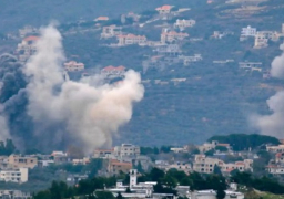 لبنان: غارات إسرائيلية عنيفة على القطاع الغربي بقضاء صور.. وإلقاء قنابل حارقة على بلدة كفركلا