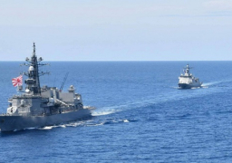 مدمرة يابانية تشارك في مناورات بحرية إلى جانب 4 دول أخرى ببحر الصين الجنوبي