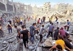 مصابون ومفقودون في قصف طائرات الاحتلال لخيام تؤوي نازحين في خانيونس