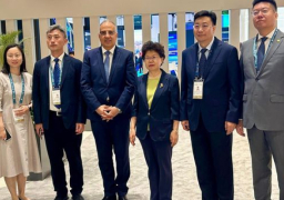 وزير الري يلتقي نائبة وزير الموارد المائية الصينية في أبو ظبى