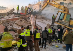 الاحتلال الإسرائيلي يواصل عدوانه على جنوب لبنان .. وحزب الله يستهدف “كفر فراديم”