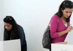 التونسيون في 59 دولة يواصلون الإدلاء بأصواتهم لليوم الثالث لاختيار رئيس جديد