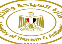 “المجلس الأعلى للآثار” ينفي طلاء تماثيل أسود كوبري قصر النيل باللون الأسود