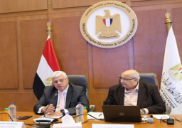 بالصور .. وزير التعليم العالي يرأس اجتماع مجلس الجامعات الخاصة