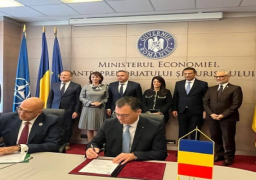 بالصور.. باسل رحمي يوقع مذكرة تفاهم بين جهاز تنمية المشروعات ووزارة الاقتصاد وريادة الأعمال برومانيا