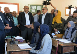 بالصور.. رئيس الوزراء يتابع سير وانتظام العملية التعليمية خلال زيارته لمحافظة الأقصر