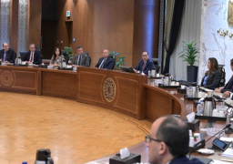 بالصور..رئيس الوزراء يترأس اجتماع اللجنة العليا لضبط الأسواق وأسعار السلع
