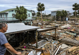 هاريس تتعهد بمواصلة إدارة بايدن الدعم الفيدرالي للمناطق المتضررة جراء إعصار “هيلين”