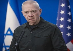 وزير الدفاع الإسرائيلي يحذر من أن الهجوم على إيران سيكون “قاتلاً” و”مفاجئًا” والهجمات على شمال غزة تتواصل
