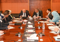 وزير النقل يوجه بتسيير خطوط من وإلى المناطق والمجمعات الصناعية بالفيوم