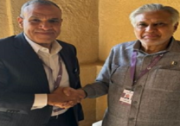 وزير الخارجية يلتقى نظيره الباكستاني على هامش منتدى ” صير بني ياس”