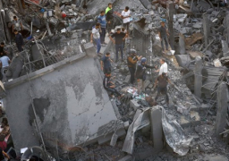 استشهاد 7 فلسطينيين بينهم أطفال في غارات الاحتلال الإسرائيلي على مخيمين وسط غزة