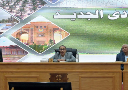 بالصور.. رئيس الوزراء يعقد لقاء جماهيريا مع نواب البرلمان والعمداء والمشايخ بالمحافظة