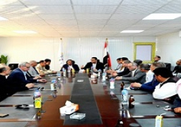 وزير الإسكان ومحافظ مطروح يتابعان أعمال الطرق والمرافق بمنطقة “غرب الضبعة”