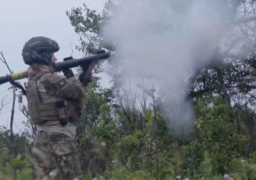 مقتل وإصابة 10 أشخاص في هجمات روسية على دونيتسك