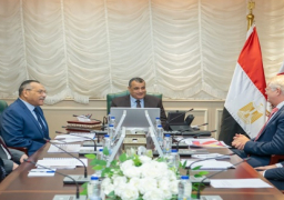 وزير الدولة للإنتاج الحربى يلتقى ممثلى ” جرين تك إيجيبت “