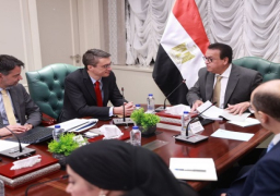 وزير الصحة يستقبل وفد البنك الدولي لبحث التعاون في ملف التنمية البشرية