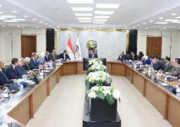 وزير قطاع الأعمال يستعرض مستجدات تنفيذ المشروع القومي لتطوير صناعة الغزل والنسيج