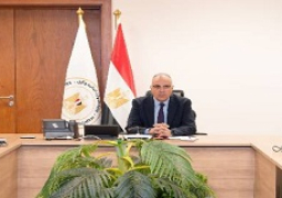 وزير الرى يتابع موقف إيراد نهر النيل والموقف المائى خلال موسم الزراعات الشتوية