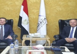 كامل الوزير يوقع خطة عمل لمشروع الخط السادس للمترو مع السفير الفرنسي