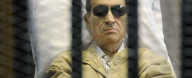 بدء إعادة ” محاكمة القرن ” فى حضور مبارك ونجليه والعادلى