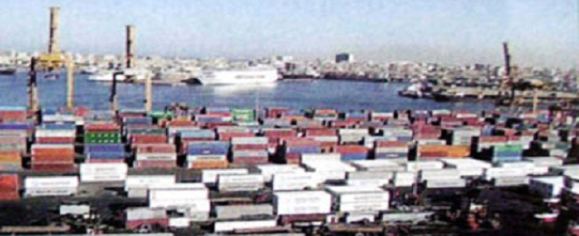 وصول 34 ألف طن مواد وقود إلى ميناء الإسكندرية