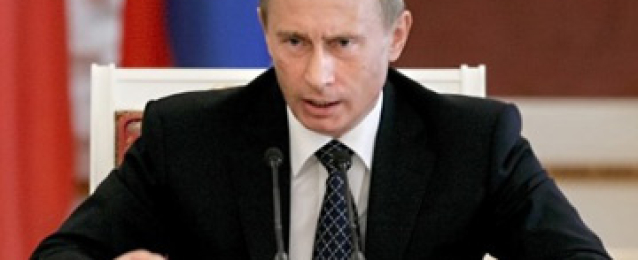 بوتين يوقع على قانون تعديل موعد الانتخابات البرلمانية فى روسيا