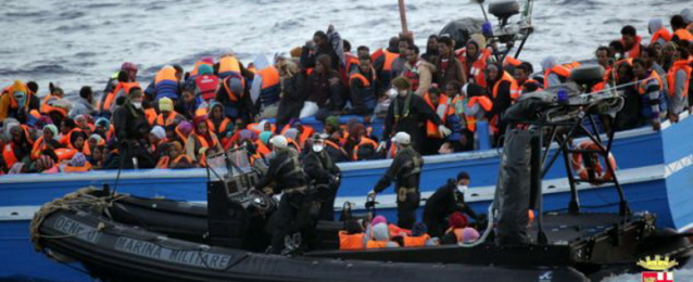 البحرية الإيطالية تنقذ 500 مهاجر غير شرعى