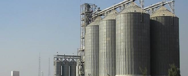 اتفاقية بين مصر والإمارات لتمويل إنشاء صومعتين لتخزين القمح بـ46 مليون دولار