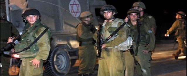 قوات الإحتلال الإسرائيلي تعتقل ١١ مواطنا من رام الله
