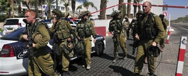 قوات إسرائيلية تعتقل 6 فلسطينيين من الضفة الغربية