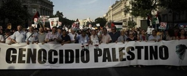 الالآف يتظاهرون بعدة دول أوروبية احتجاجًا على العدوان الإسرائيلي على قطاع غزة