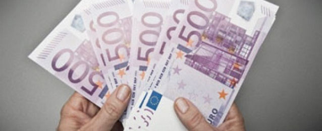 اليورو يتعافى والين يلقى دعما من تراجع الأسهم