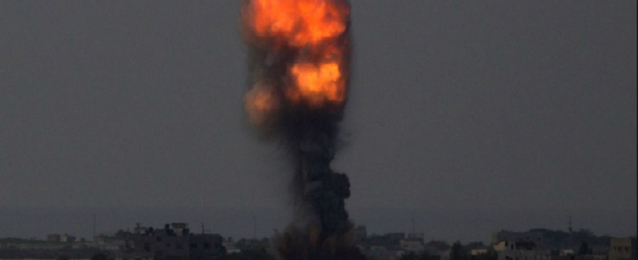 ارتفاع حصيلة قتلى القصف الإسرائيلي على حي الشجاعية إلى 20 شخصا