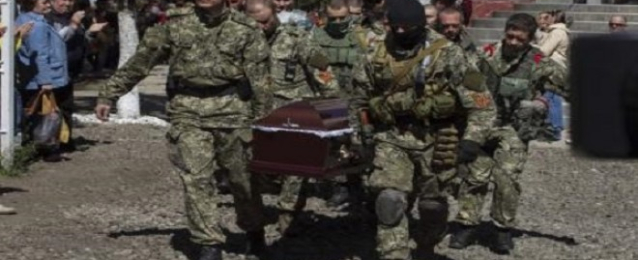 مقتل 30 جنديا أوكرانيا في هجوم للمتمردين الموالين لروسيا