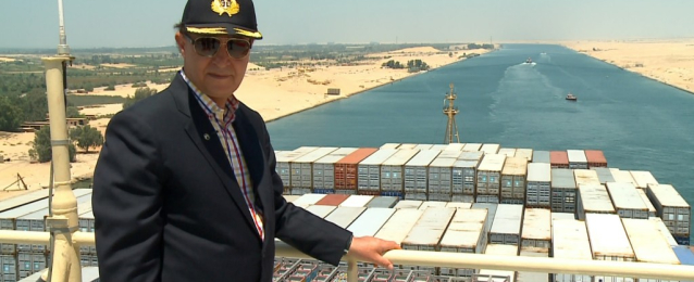 عبور أكبر سفينة حاويات في العالم لقناة السويس اليوم