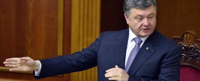 بوروشنكو يتوقع انتهاء الحرب ويعد لانضمام اوكرانيا للاتحاد الاوروبي