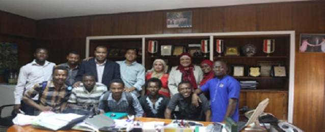 “الشباب والرياضة” تستعد للاحتفال بالعيد القومى لنيجيريا