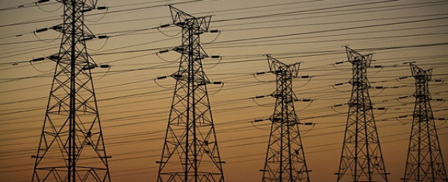 الكهرباء تنجح في عدم فصل الأحمال أمس رغم الحر الشديد
