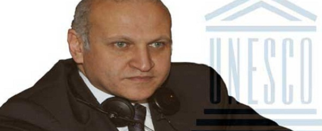 سفير مصر باليونسكو: المنظمة لم تستدع وزير الآثار المصرى
