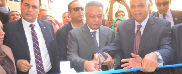 وزيرالتعليم ومحافظ القاهرة يفتتحان مبنى مدرسة الشهيد محمود الخطيب الثانوية