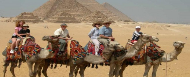 إذاعة فرنسا: تحسن السياحة في مصر خلال الربع الثالث من 2014