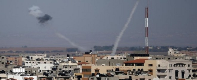 الطيران الإسرائيلي يشن غارة على قطاع غزة للمرة الأولى منذ الهدنة