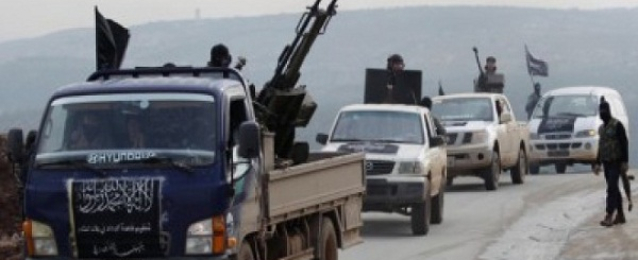 مقتل 19 من قوات النظام السوري في تفجير بمحيط مطار دير الزور العسكري