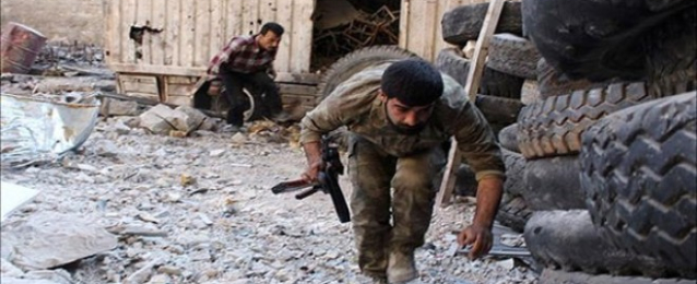 الجيش السورى الحر يعلن قتل العشرات من جنود النظام وتدمير طائرة بحلب