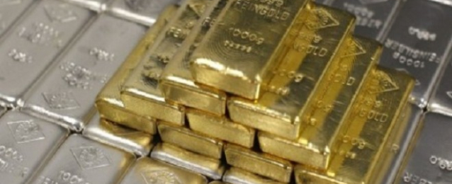 الذهب يستقر دون أعلى مستوى في 5 أشهر