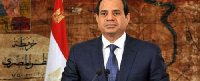 الرئيس السيسى يعود الي القاهرة