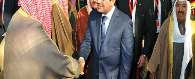 السيسي يعود للقاهرة بعد زيارة للكويت لبحث دعم وتعزيز العلاقات بين البلدين