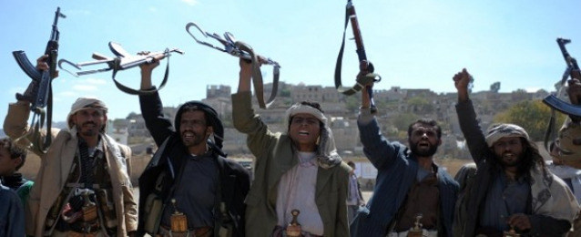 سقوط قصر الرئاسة اليمنية بيد المتمردين الحوثيين.. وسماع دوي انفجارات داخله